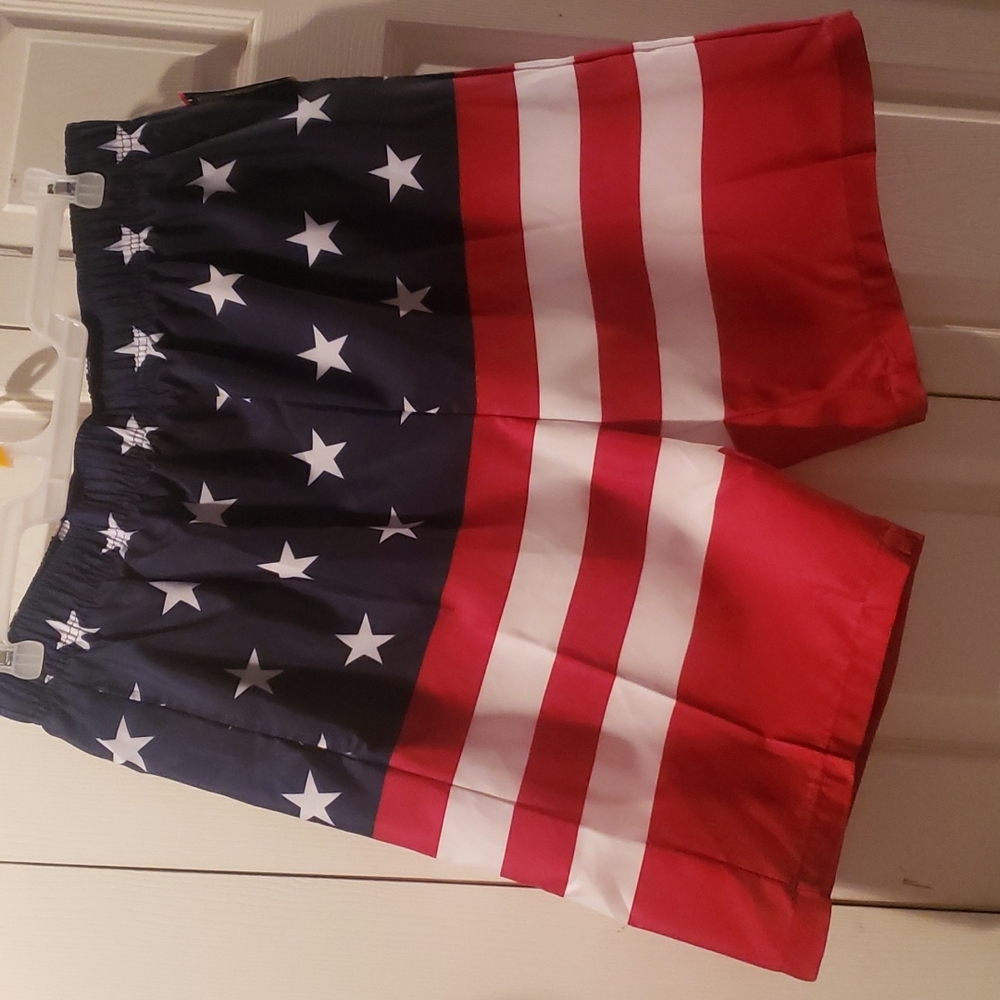 Mission Ridge men's patriotic swim trunks